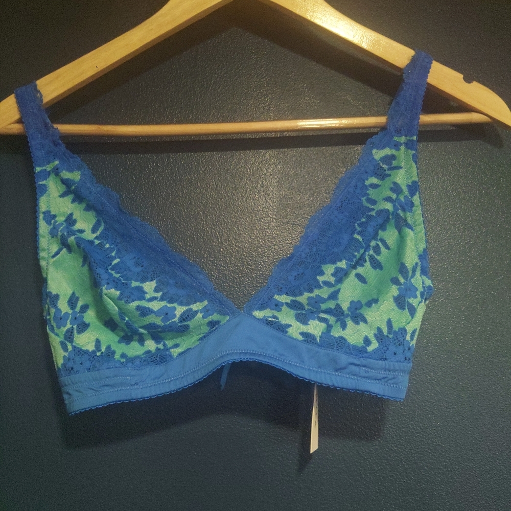 Blue Two Tone Soft Lace Bralette Size Medium New With Tag